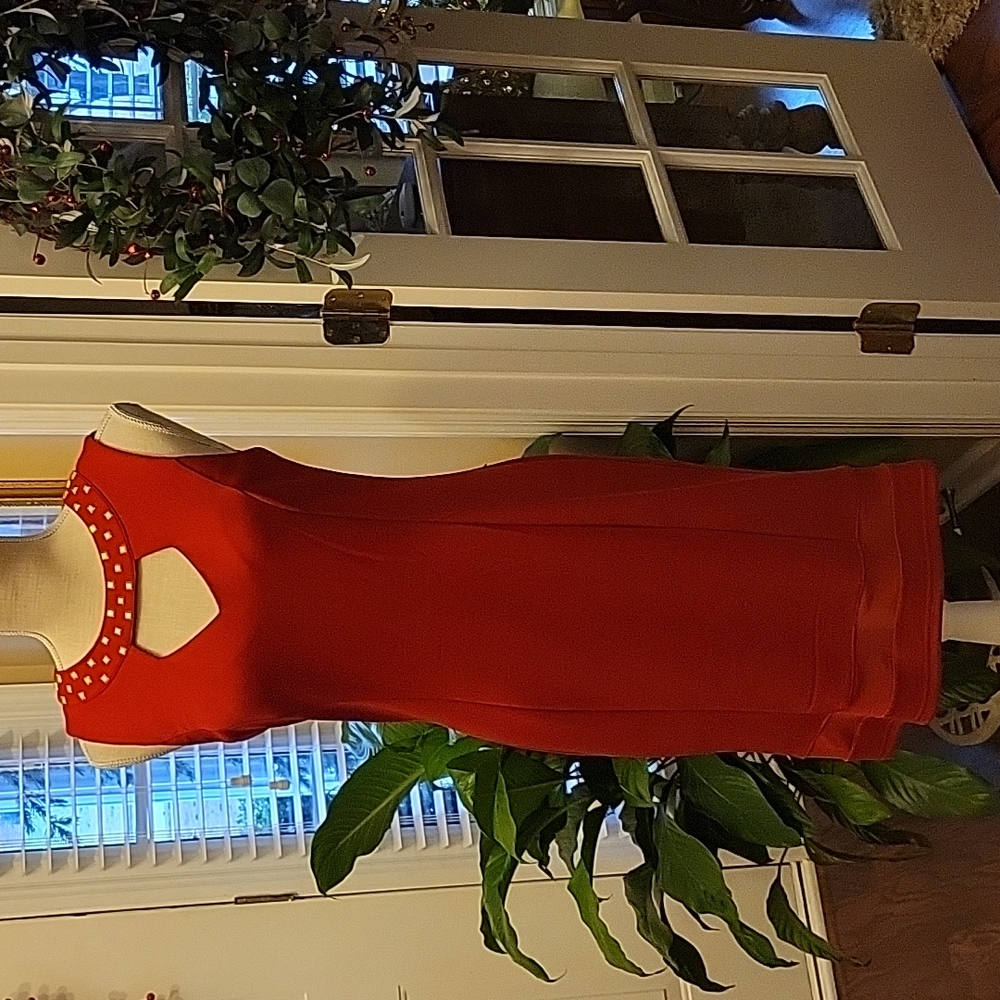 Spense red sleeveless stretch scuba dress gold brads neck gold zipper sz 6 EUC…
